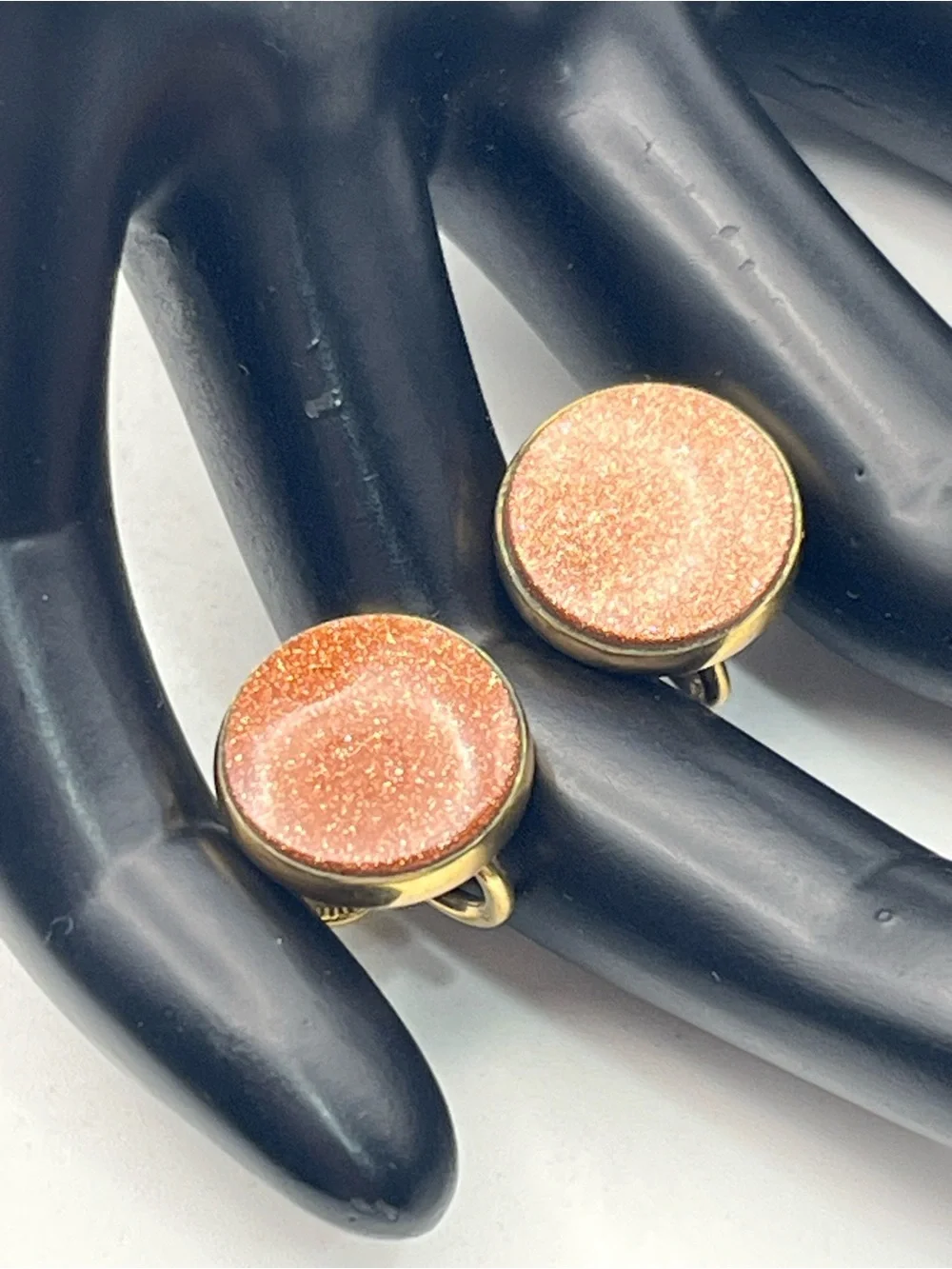 12k gold filled goldstone brown sparkly cabochon screw back earrings vintage